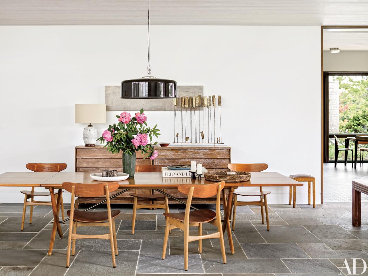 Mid-Century Modern Style